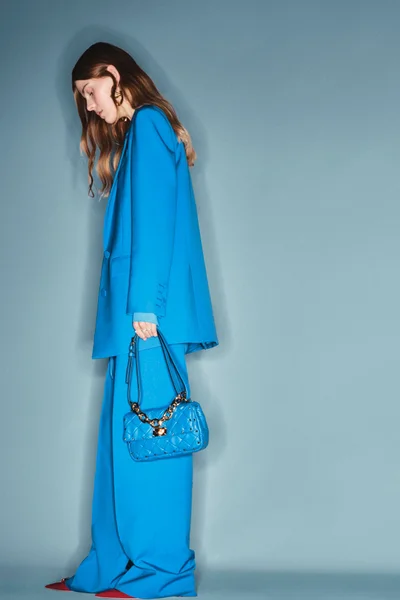 Look 13